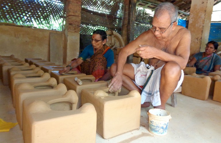 ಅಂಕೋಲದ ಕುಂಬಾರರಿಗೆ ಗೋವಾದಲ್ಲಿ ಡಿಮ್ಯಾಂಡ್